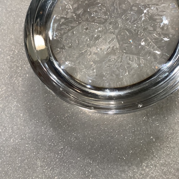 Crystal Snowflake Paperweight from France - Picture 9 of 9